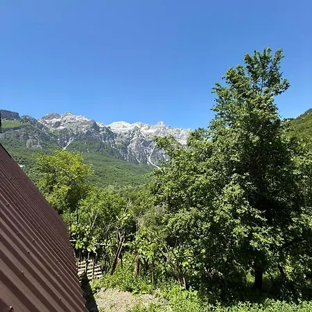 Plisi I Bardhe Agroturizem Casa de Campo