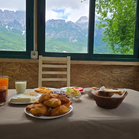 Plisi I Bardhe Agroturizem Casa de Campo Gjelaj